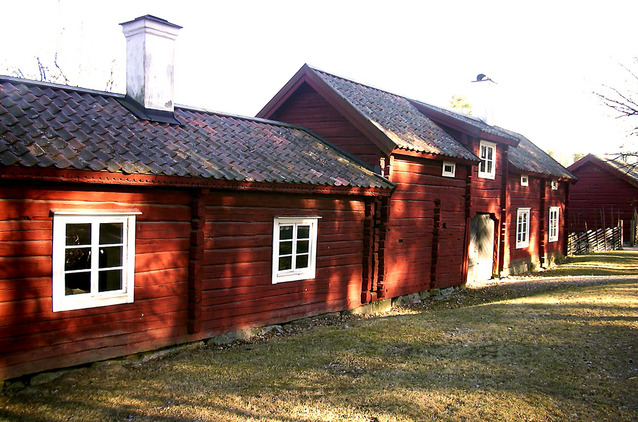 kolonie dřevěných domů